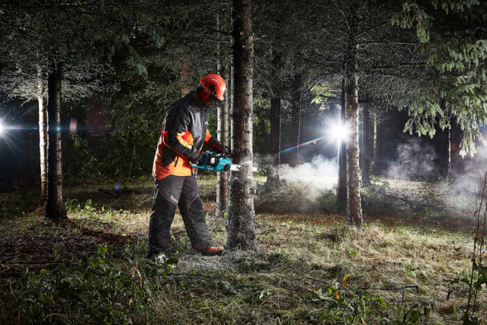 Akukettsaag DUC353Z + töökindad + ketiõli - Image 6