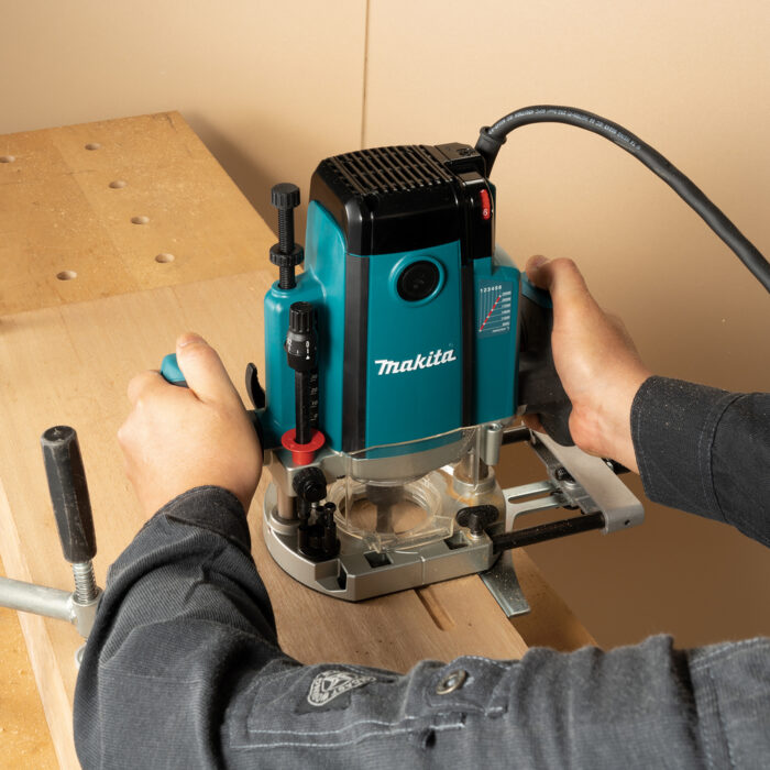Makita Ülafrees